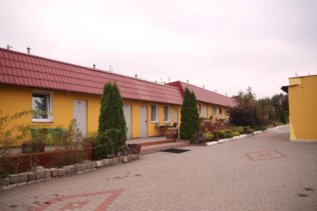 Zajazd Pod Kominkiem - Brzoza Kolo Torunia Luaran gambar